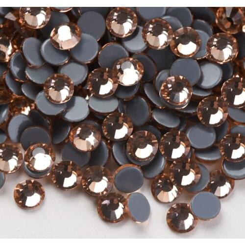 All Size Top Quality Crystal /Clear Super Bright Hot Fix Rhinestones Glass Strass Iron on Stone for Fabric Garment Rhinestones