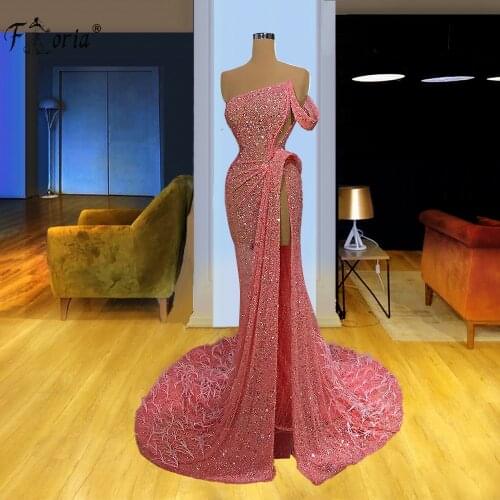Glitter Pink Feathers Evening Dress High Split One Shouder Sequins Special Occasion Gowns Long Custom Made robe de soiree