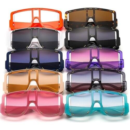 New High Quality Womens Chic Sunglasses Luxury Female Brand Rivet Rectangle Sun Glasses For Men Fashion Shades oculos UV400