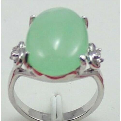 Pretty 18KGP Light Green Jade Gemstone Women' s Ring AAA Size 6-10