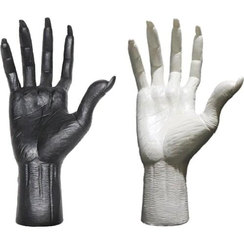 Witch Hand Statue Wall Decor Sculpture Outdoor Indoor Decoration Resin Desktop Ornament Artwork Jewelry Display Holder