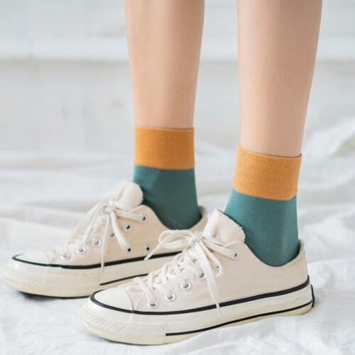 Autumn and Winter New Color Matching Womens In-tube Socks Womens Foot Print Cotton Socks Sports Girls Casual Socks Wholesale