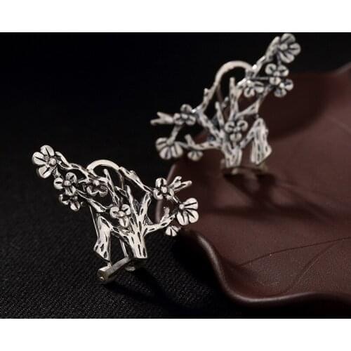 2018 Earings Fashion Jewelry Antique Matte Plum Blossom Ladys Earrings High-end All The Way Sterling Earrings Wholesale