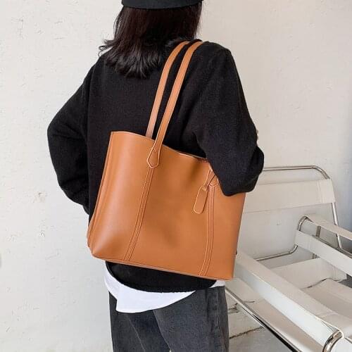 Fall 2021 Fashion ladys Restoring Ancient Ways Totes,High-capacity Hand the Bill of Lading Shoulder Bag