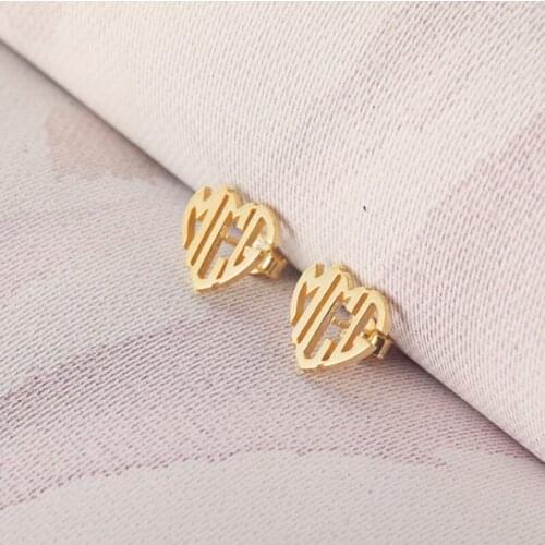 Female Heart Stud Earring Romance Customize Initial Cursive Nameplate Stud Earring Letter Earrings Gift For Best Friend Girls bf