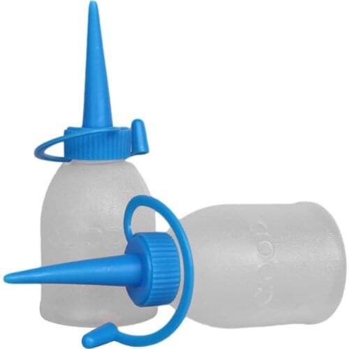 5Pcs Dispensing Pot 30ml Thicken Faux Leather Small Oil Bottles Squeeze Dispenser Oil Sauce Squeeze Bottle with Tip Mouth