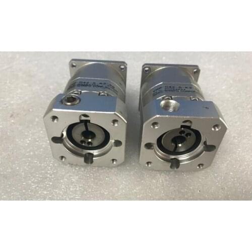 Reducer VRB-042-5-K3-S8 Speed ratio 1: 5 Input hole 8mm , used one , 85% appearance new , test goods , free shipping