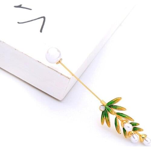 BALANBIU Unique Green Enamel Leaves Branch Acrylic Pearl Flower Brooches For Women Gifts Gold Color Coat Sweater Pins Accessory