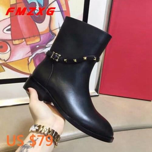 Women Booties Winter Woman Boots Ankle Designer Rivets Thick Sole Genuine Leather High Quality Round Toe Fashion Rivet Boots