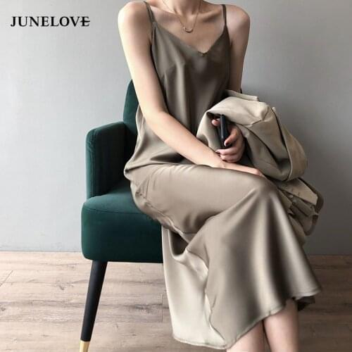 JuneLove Women Eleagnt Dress Summer Sundress Female V Neck Loose Midi Dress Office Lady Long Vintage Spaghetti Strap Slim Dress
