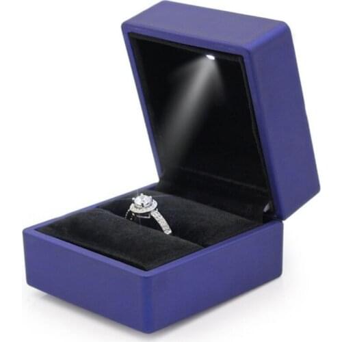 LED Light Cube Ring Gift Box Portable Ring Earring Bracelet Jewelry Storage Box For Couple Birthday Valentines Day Gift Packin