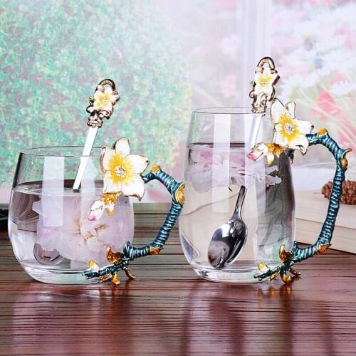 Top Quality Flowers and Rhinestones Decorated Enamel Coffee Cup Mug Flower Tea Glass Milk Cups Alloy Handgrip Cups and Mugs Gift