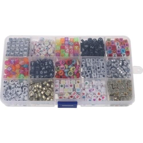 1100PCS Mixed Color Acrylic Alphabet Letters A-Z Cube Beads for Jewelry Making