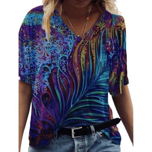 3D Abstract Print T Shirted Women 2021 Summer Short Sleeve V-Neck Casual Loose Tops Oversized Lady Streetwear Tee Top Plus Size