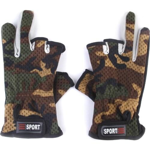 A Pair of 3 Cut Finger Camo Camouflage Fishing Gloves Sports Anti Slip Palm Ice Fly Fishing Tackle Gloves