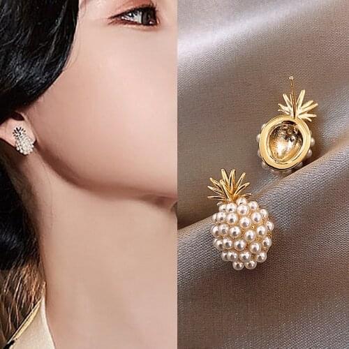 Exquisite Simulated Pearl Stud Earrings Women Elegant Simple White Pearl Earrings All Match pendientes 2020 Fashion Jewelry Gift