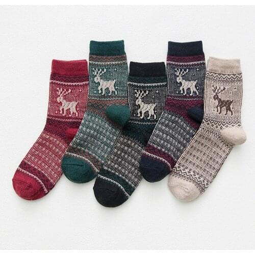 5Pairs/lot New Witner Thick Warm Wool Women Socks Snow Pattern Vintage Christmas Socks Colorful Socks Gift Free size YM7014