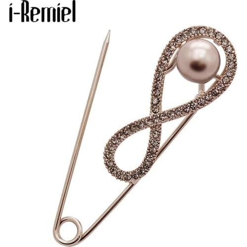 Fashion Crystal Brooch Pins Pearl Metal Suit Needle Cardigan Lapel Pin Scarf Buckle Dress Jewelry Brooches for Women Accessories