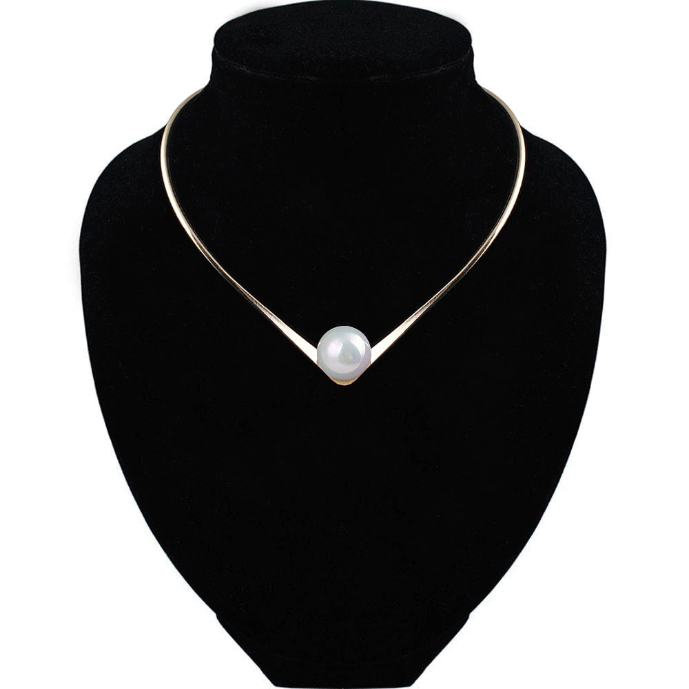 New Fashion Jewelry Simple V Design Torques Choker Necklace for Women Girl Big Pearl Wedding Necklace