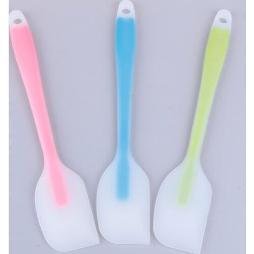 Practical Non Stick Baking Silicone Cake Flour Mixing Oil Bread Scraper Spatulas