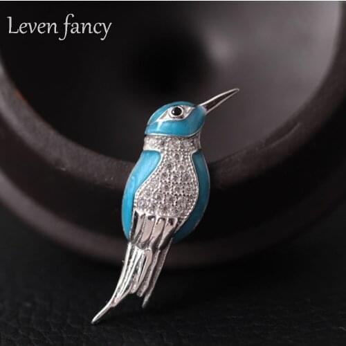 Leven fancy Bird Brooches For Clothes