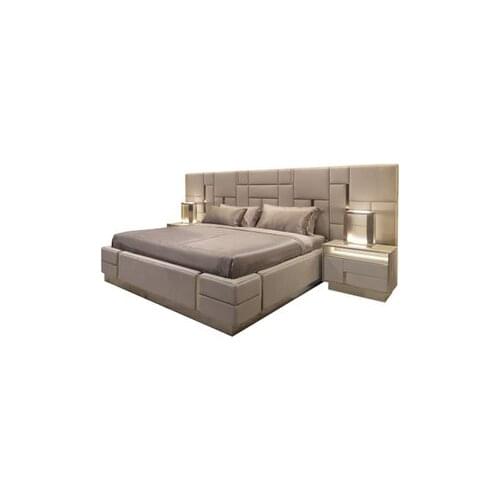 Post modern light luxury comfortable leisure big bed long bedside square splicing master bedroom wood based panel double bed