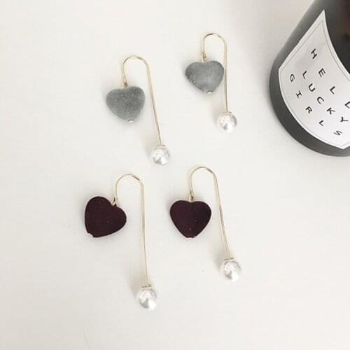 Korean Fashion Suede Love Heart-Shaped Pearl Pendant Long Earrings Geometric Temperament Earrings Womens Jewelry