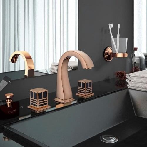 Basin Faucet Mixer Bathroom Sink Faucets Black Paint Brass 3 Holes Double Handle Bathbasin Bathtub Tap Hot and Cold Water Taps