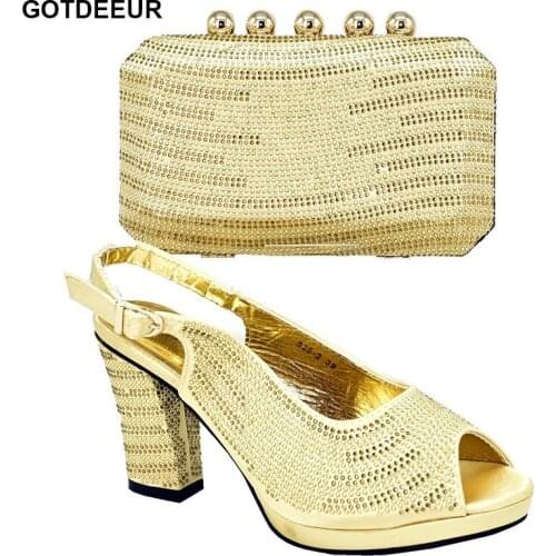 Italian Shoes with Matching Bags Sandalias Rasteiras Femininas 2019 Party Decorated with Appliques Super High (8cm-up) Party