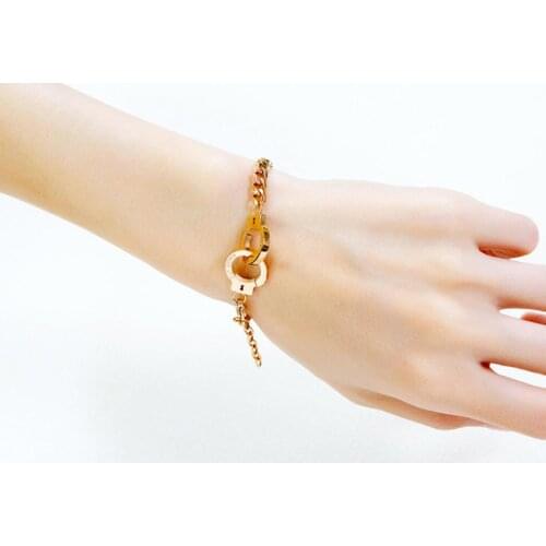Rose Gold Stainless Steel Handcuff Interlocking Chain Link Bracelet Fashion Style For Women Girls Lady Gifts