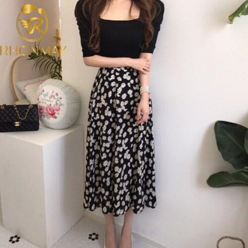 New Summer Women Skirts Suit Fashion Short Sleeve Knitted Sweater Tops + Elegant chrysanthemum Print Midi Long Skirt Sets