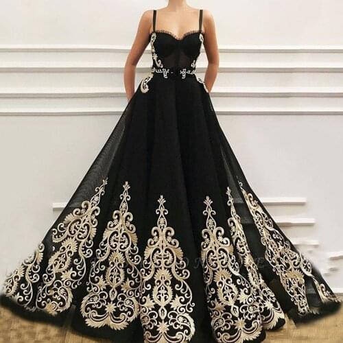 Moroccan Caftan Evening Dresses Long 2021 Women Spaghetti Strap Sweetheart Lace Appliques Formal Karakou Tulle Prom Bridle Gowns