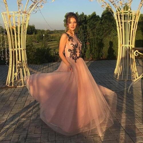 Evening Dress 2020 Backless A-Line Lace Appliques For Women Party Gowns Formal Backless Floor length Gorgeous V-Neck Charming