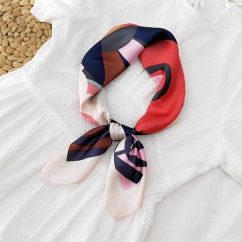 70*70cm Abstract Flowers Prints Scarf Square Women Shawls Wraps Fashion Office Small Hair Neck Hijabs Scarves Neckerchief 2021