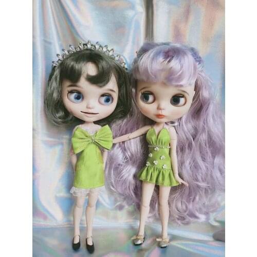 Blythes doll dress is versatile with sexy bow avocado green gold silk skirt with suspander skirt and floret puffy skirt doll acc