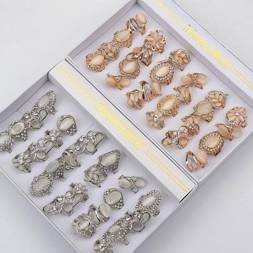 24pcs/lot Vintage Opal Cryastal Flower Jewelry Rings For Women Party Gift With Box