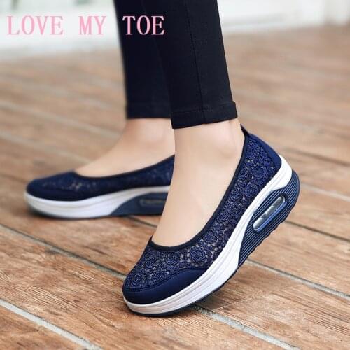 2021 Summer Swing Casual Air Soft Lace Mesh Breathable Women Shoes Sneakers Wedges Chaussure Femme Sport Platform Zapatos Mujer