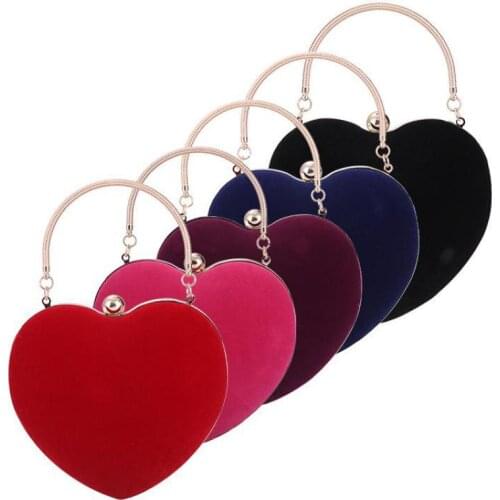 2021 New European And American Womens Dinner Bag Fashion Heart Banquet Small Evening Handbag