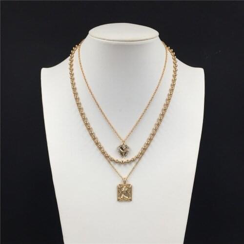 Luxury Gold Color Plating Heart Queen Ball Chain Layered Necklace For Women Girl Elegant Classic Chic Feminist Jewelry Decorate