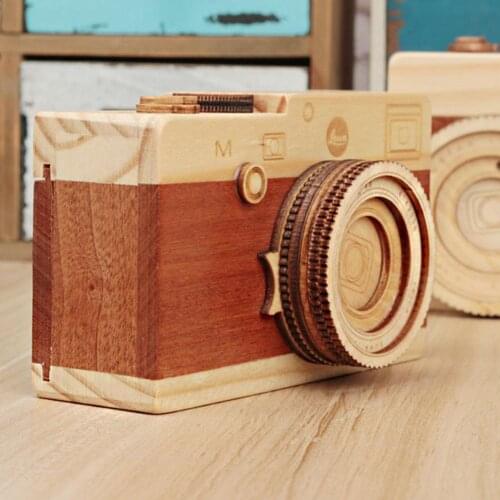 1pc Retro Wooden Camera Shape Classical Melody Clockwork Music Box Musical Gift Hot Sale Home Decoration Small ornaments