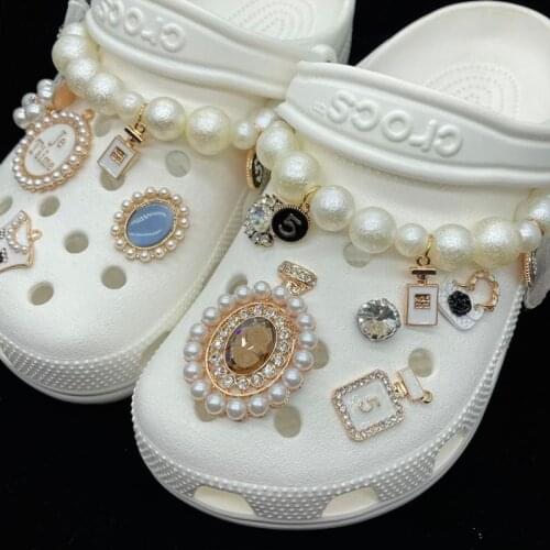 Luxury DIY Rhinestone Croc Charms Designer Quality Princess Vintage Pearl Shoes Buckle 2021 New Fashion Bundle Shoe Decorations