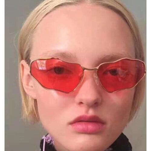 2021 Sexy Red Lips Sunglasses Hippie Vintage sun galsses for Women Festival Rave Party Sun Glasses Ladies Eyeglasses
