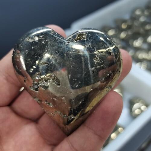 1pcs Natural beauty chalcopyrite quartz crystal heart polishing stone healing natural stones and minerals