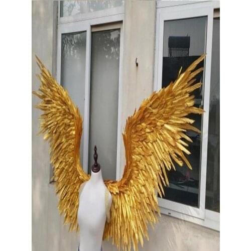 Elegant white black gold large feather wings T-stage model catwalk shows wings props party performance shows props cosplay