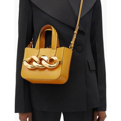 Design handbag for women 2021 new European and American same style thick chain single shoulder messenger baguette bag undefined