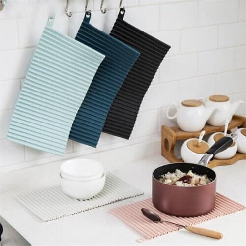 Insulation Waterproof Placemat Non-slip Drain Drying Flume Draining Mat Creative Foldable Coasters Drain Pad Kitchen Accessories
