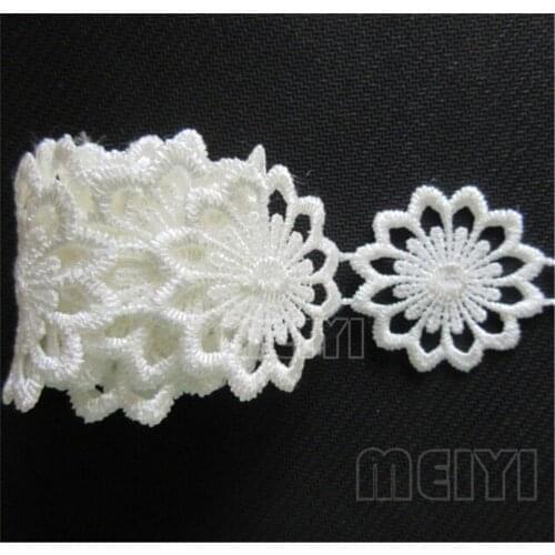 2 Yard Ivory White Floral Polyester Embroidered Lace Edge Trim Ribbon Applique Fabric Handmade Sewing Craft Decoration Wedding
