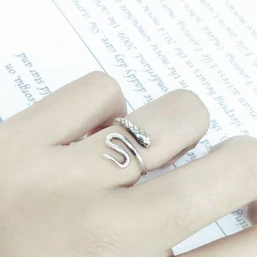New Trendy Personality Punk Snake Rings For Women Lady Resizable Size Rings Party Jewelry Charm Gifts