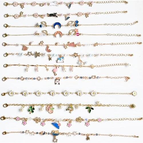 HUANZHI 2020 New Japan Moon Star Hollow Enamel Sweet Fantasy Gold Metal Plated Bracelet for Women Girls Jewelry Accessories