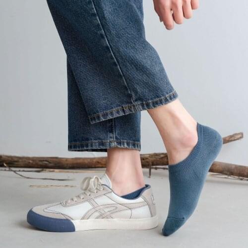 New Fashion Mens Socks Breathable Thin Cotton Socks Solid Color Business Casual Ankle Socks Invisible Male Boat Socks All-match